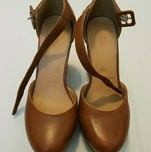 urban outfitters wedges